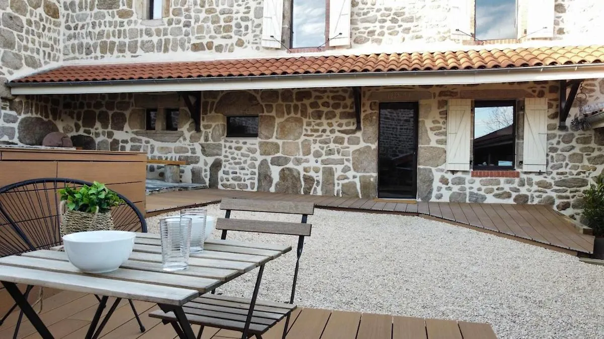 Holiday home La Petite Chavanne 4 Etoiles Champdieu